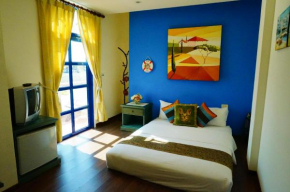 Отель Sine Ya Hostel  Hengchun